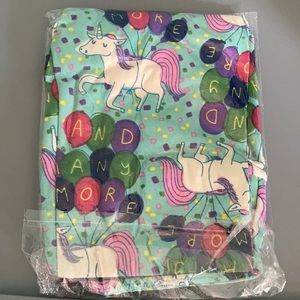 —One Size LuLaRoe Birthday Leggings
